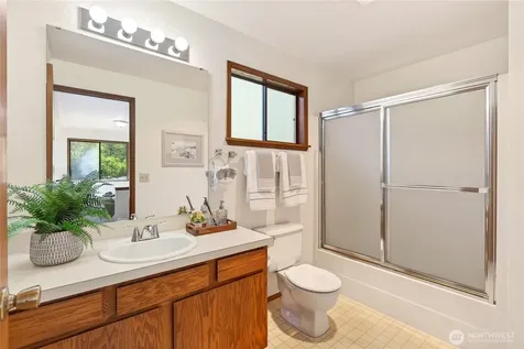 23927 SE 238th Street Maple Valley WA 98038
