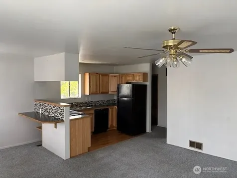 10 W Dewberry Avenue Omak WA 98841
