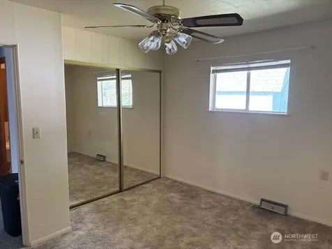 10 W Dewberry Avenue Omak WA 98841