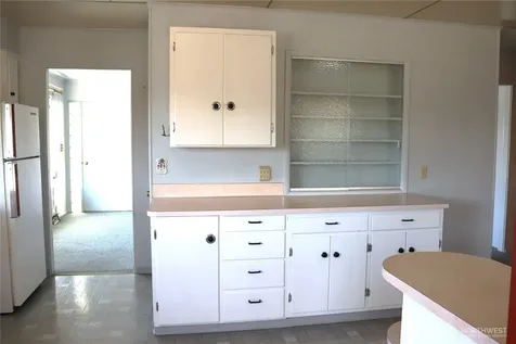 10 W Dewberry Avenue Omak WA 98841