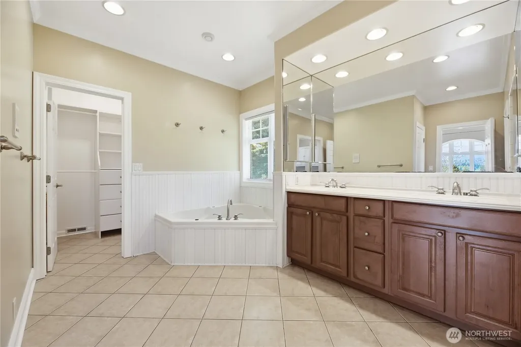 40109 278th Avenue SE Enumclaw WA 98022