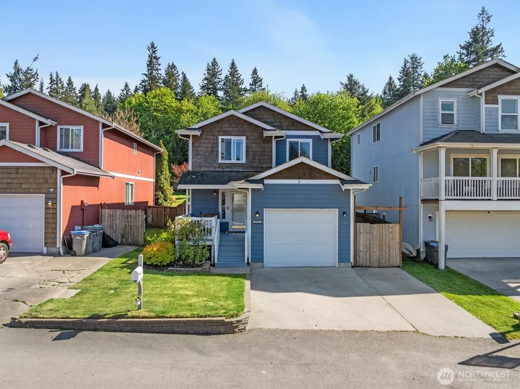6994 E Dakota Street Port Orchard WA 98366