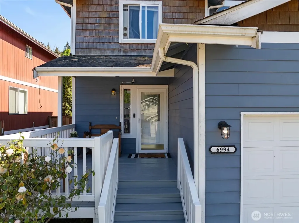 6994 E Dakota Street Port Orchard WA 98366
