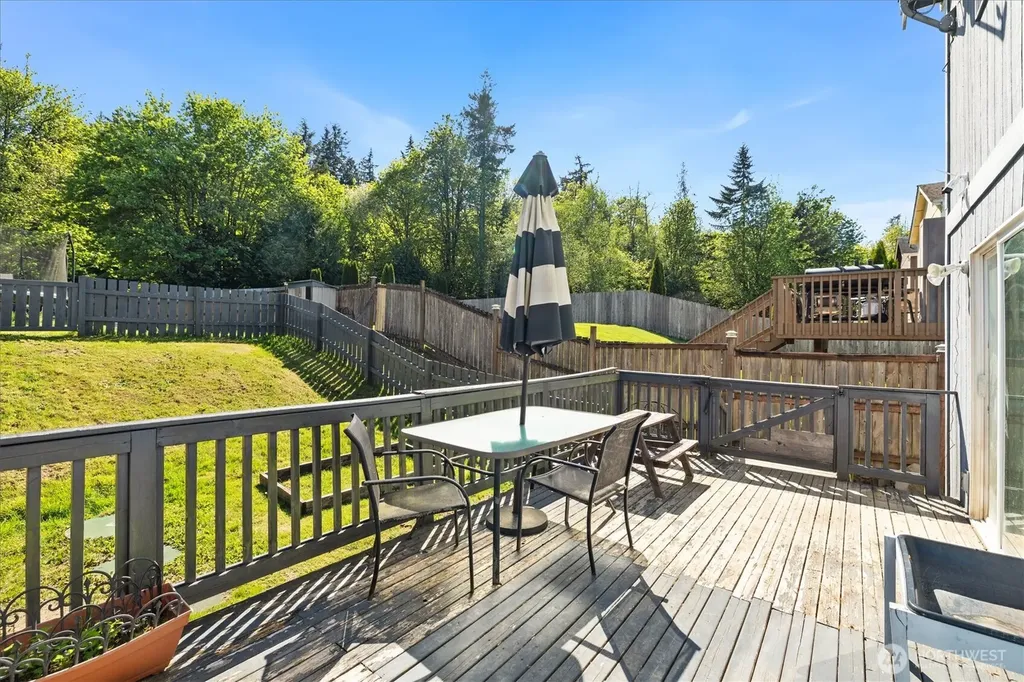 6994 E Dakota Street Port Orchard WA 98366