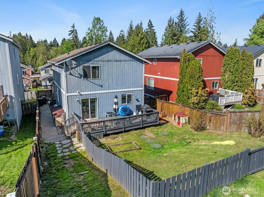 6994 E Dakota Street Port Orchard WA 98366