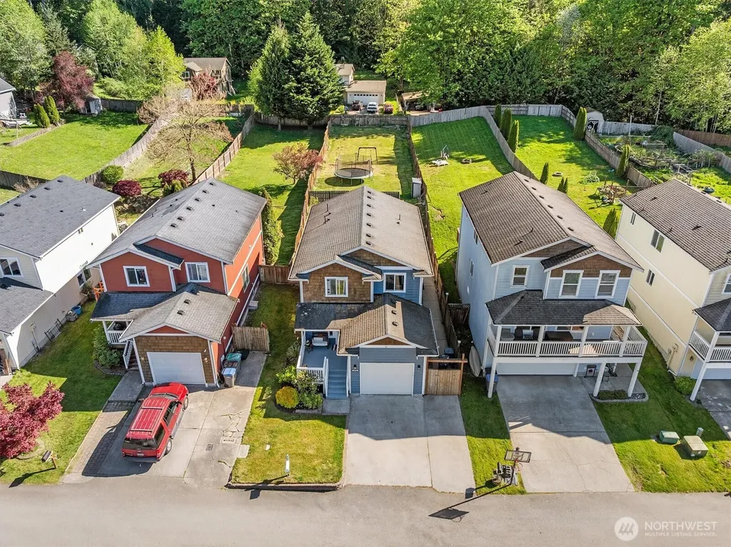 6994 E Dakota Street Port Orchard WA 98366