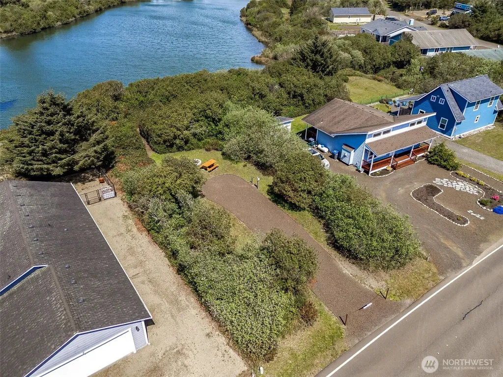 368 Marine View Drive SW Ocean Shores WA 98569
