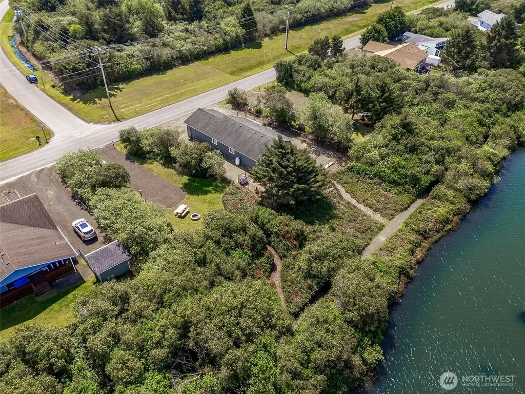 368 Marine View Drive SW Ocean Shores WA 98569