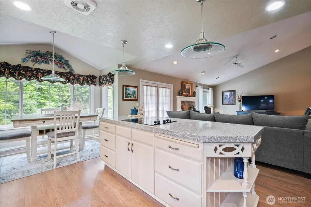 108 Sunset Lane Longview WA 98632
