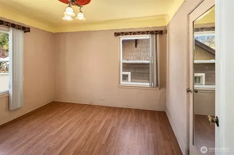 109 W 3rd Street Cle Elum WA 98922