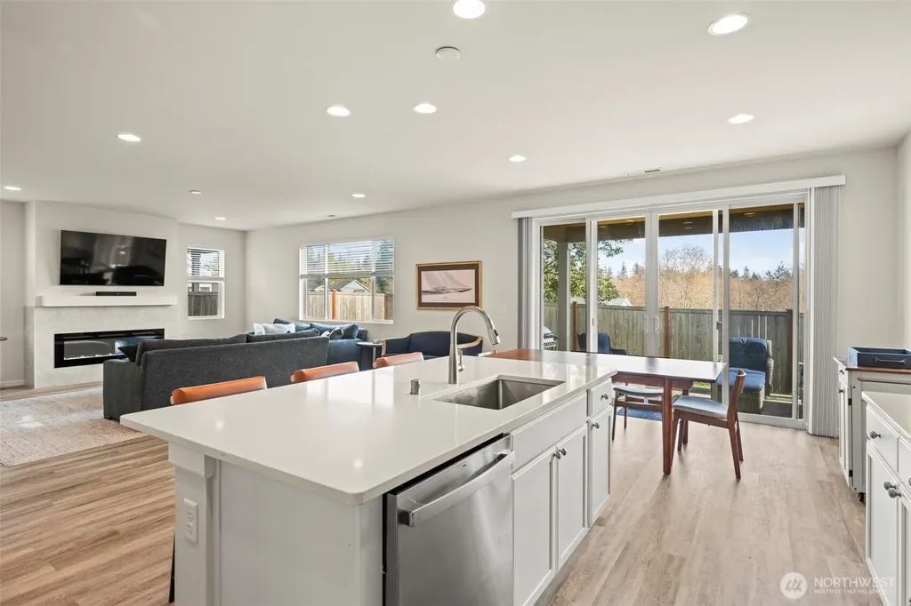 10352 Chimes Place NW Bremerton WA 98311