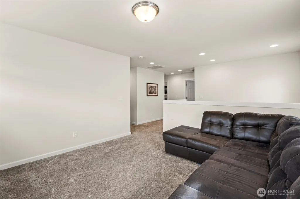 10352 Chimes Place NW Bremerton WA 98311