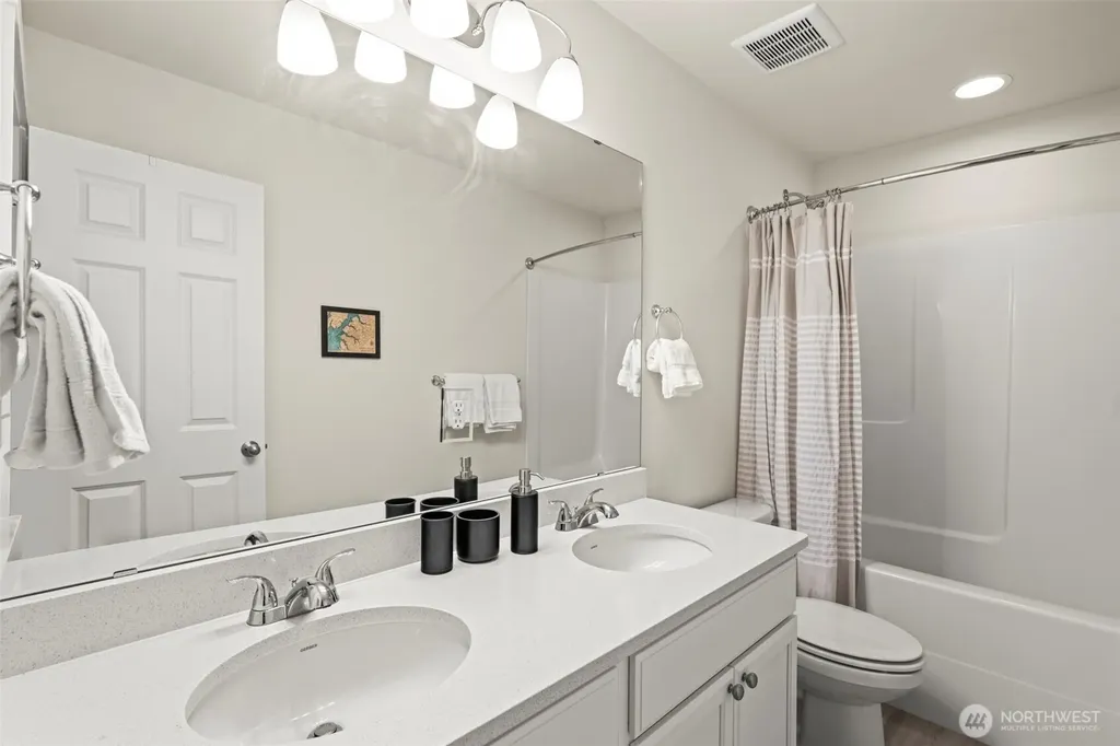 10352 Chimes Place NW Bremerton WA 98311