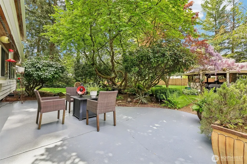 15408 Waller Road E Tacoma WA 98446