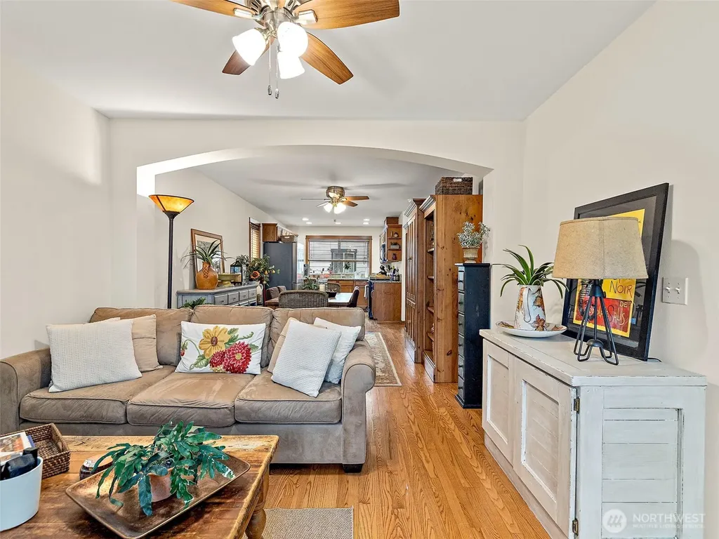 3318 Wetmore Avenue S Seattle WA 98144