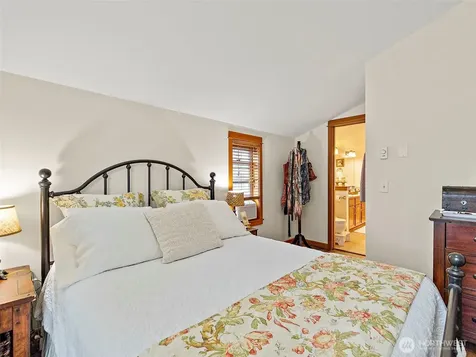 3318 Wetmore Avenue S Seattle WA 98144