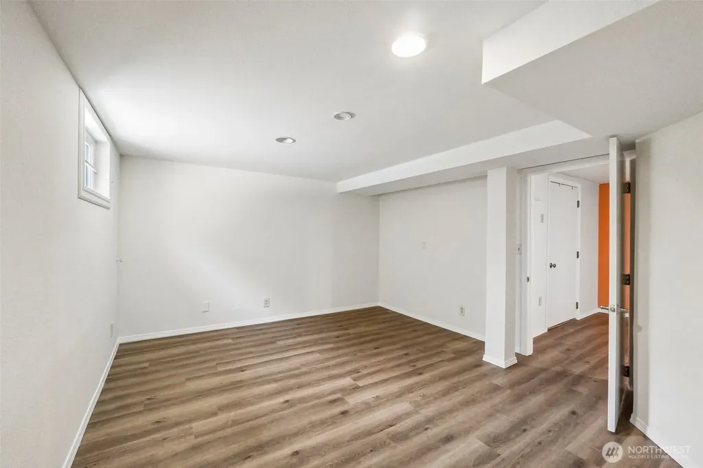1911 13th Street Everett WA 98201