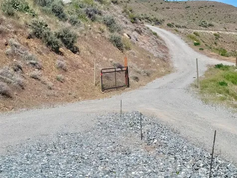 3 Catch N Release Lane Methow WA 98834