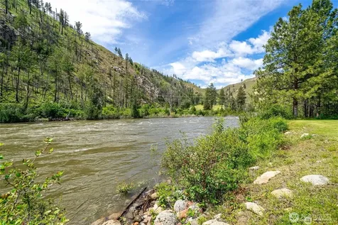 3 Catch N Release Lane Methow WA 98834
