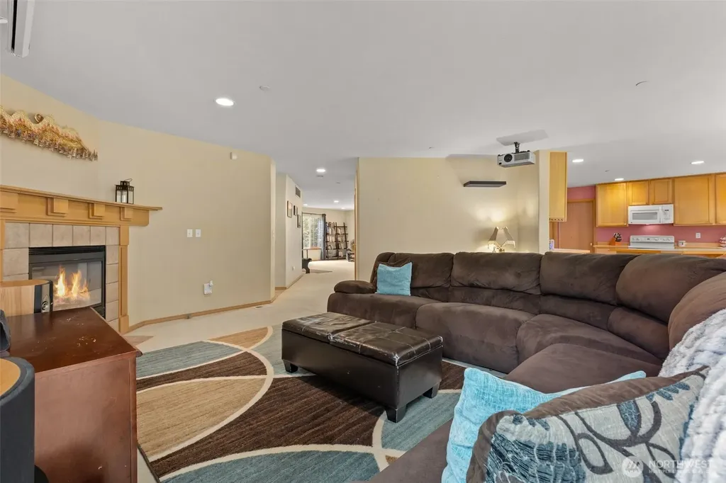 1822 Fisher Avenue Dupont WA 98327