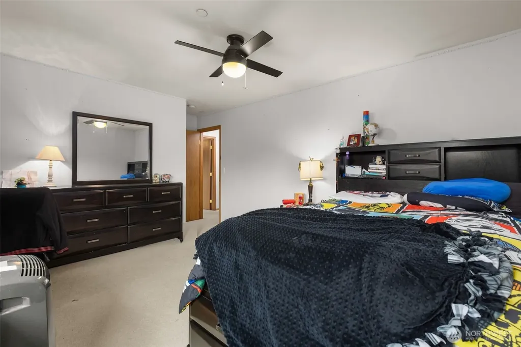 1822 Fisher Avenue Dupont WA 98327