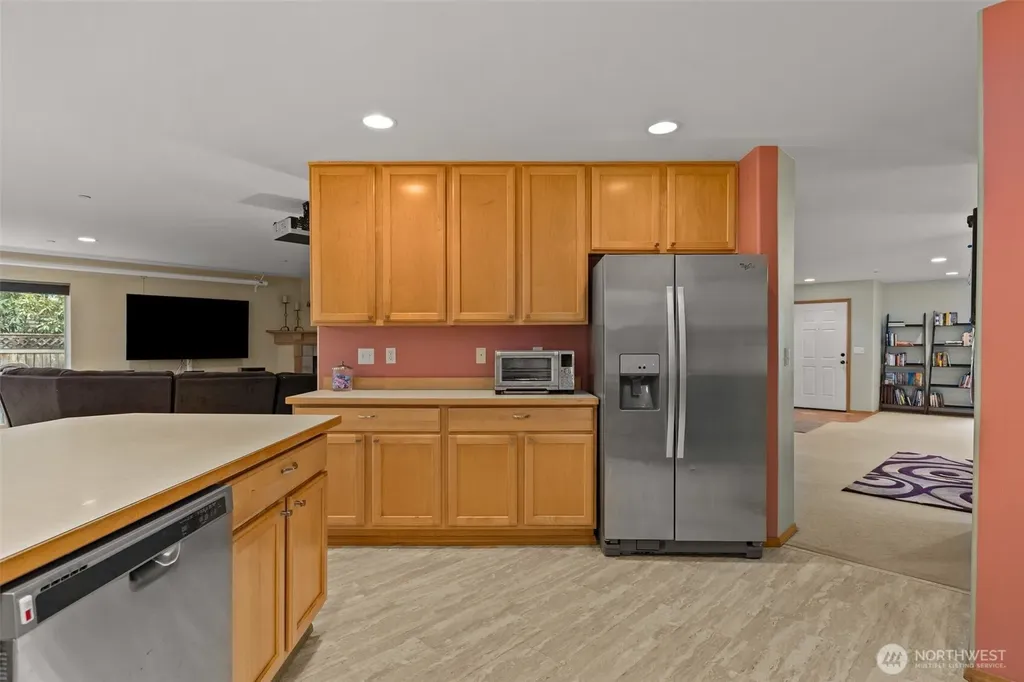 1822 Fisher Avenue Dupont WA 98327
