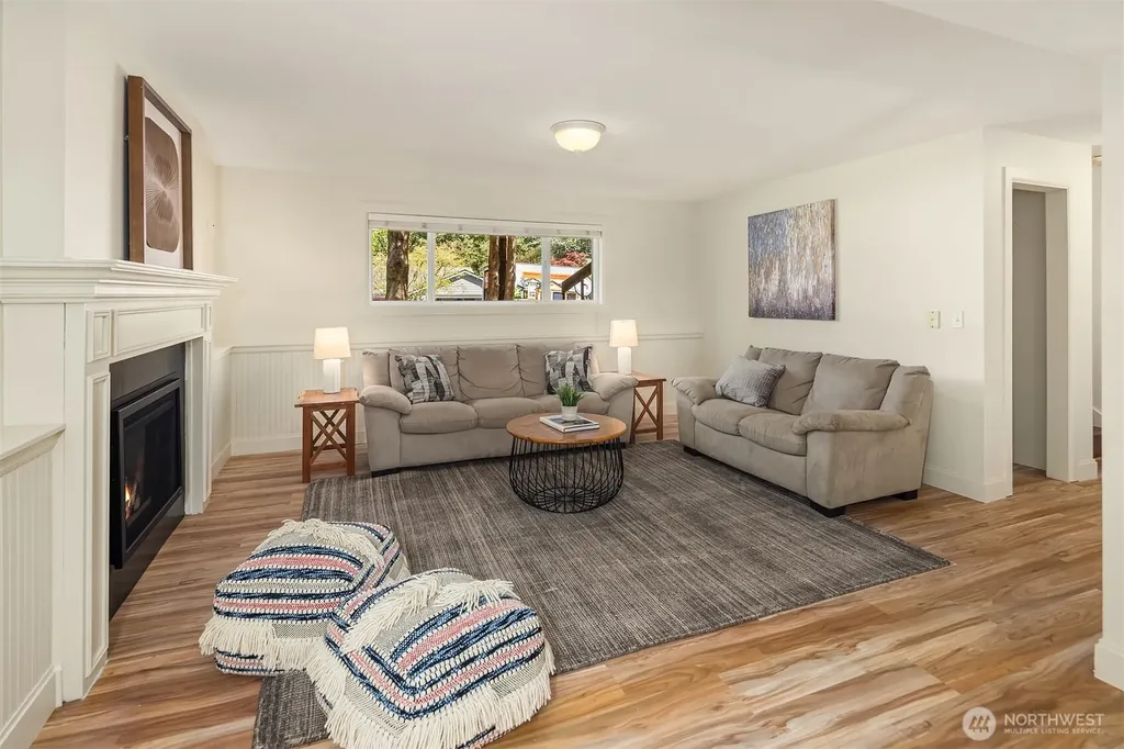 17703 NE 34th Street Redmond WA 98052