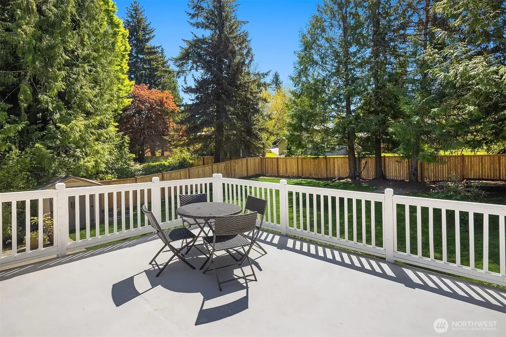 17703 NE 34th Street Redmond WA 98052
