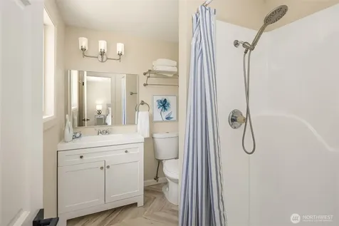 17703 NE 34th Street Redmond WA 98052