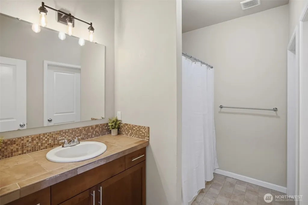 14471 100th Avenue SE Yelm WA 98597