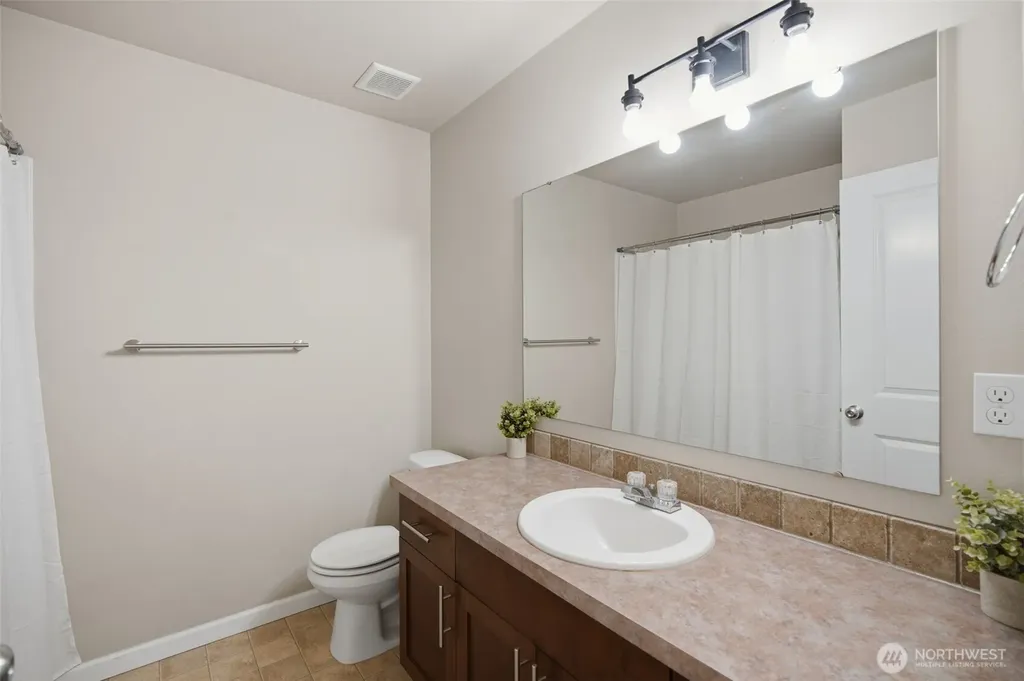 14471 100th Avenue SE Yelm WA 98597