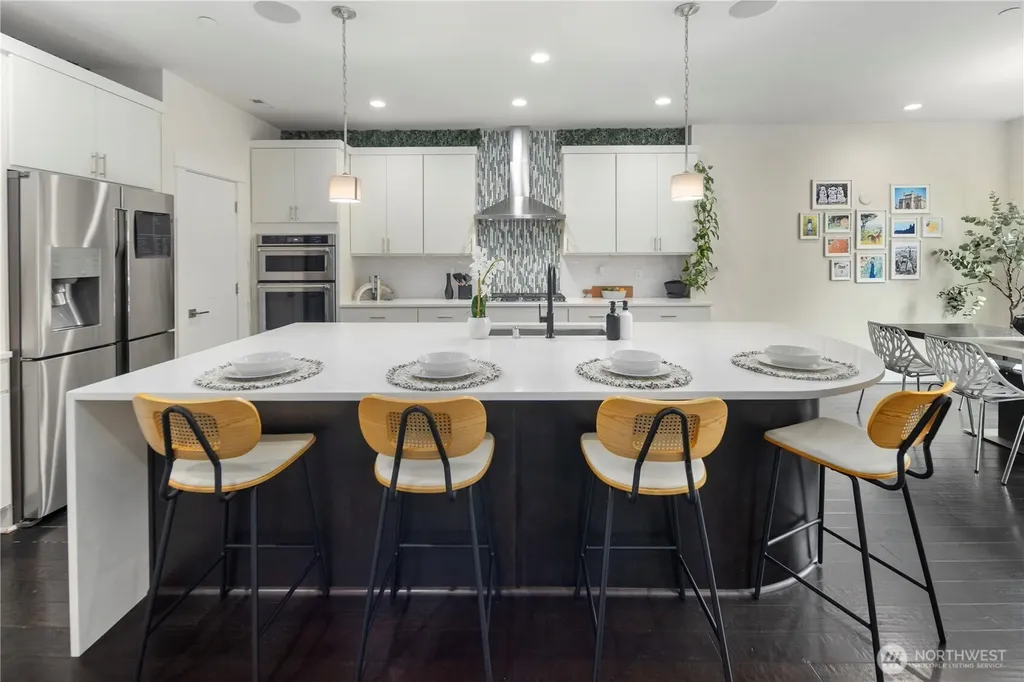 856 224th Avenue NE Sammamish WA 98074