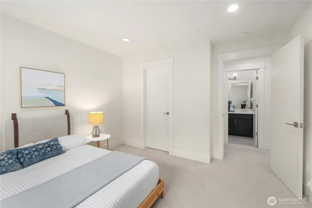 856 224th Avenue NE Sammamish WA 98074