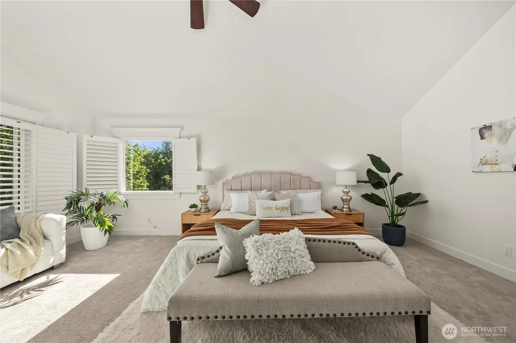2415 NE Daphne Issaquah WA 98029