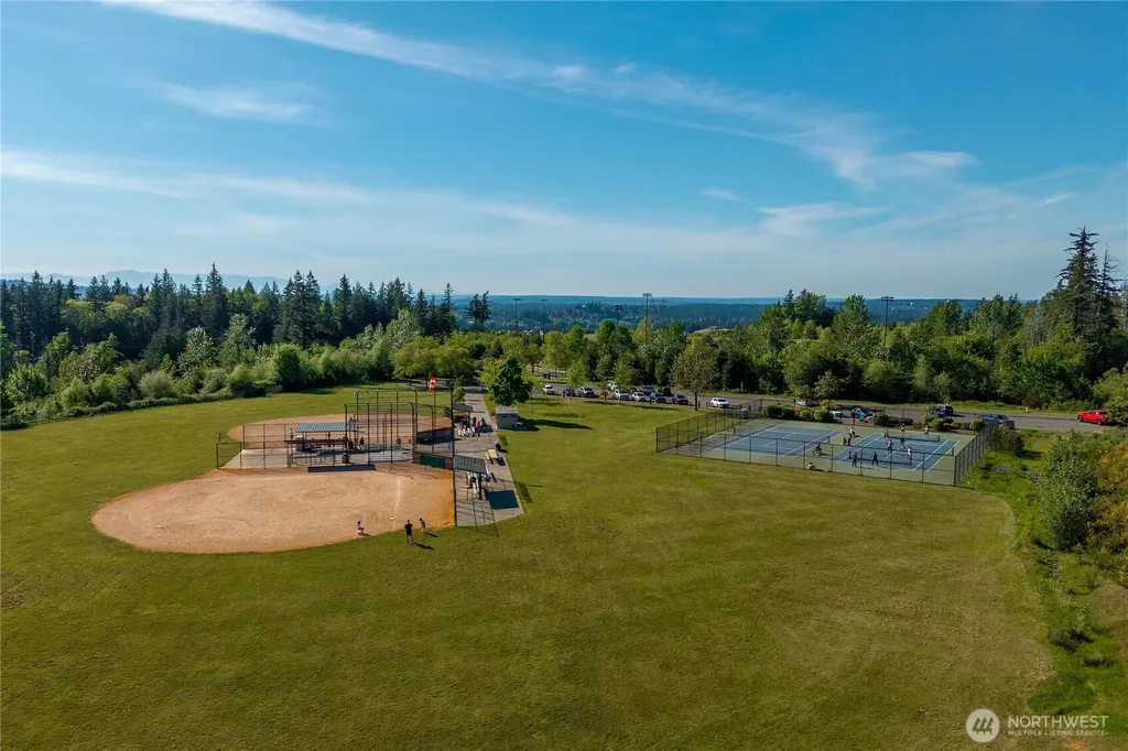 2415 NE Daphne Issaquah WA 98029