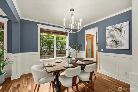 2415 NE Daphne Issaquah WA 98029