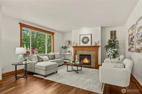 2415 NE Daphne Issaquah WA 98029