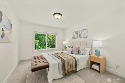 2415 NE Daphne Issaquah WA 98029