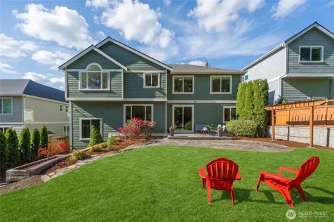 2415 NE Daphne Issaquah WA 98029