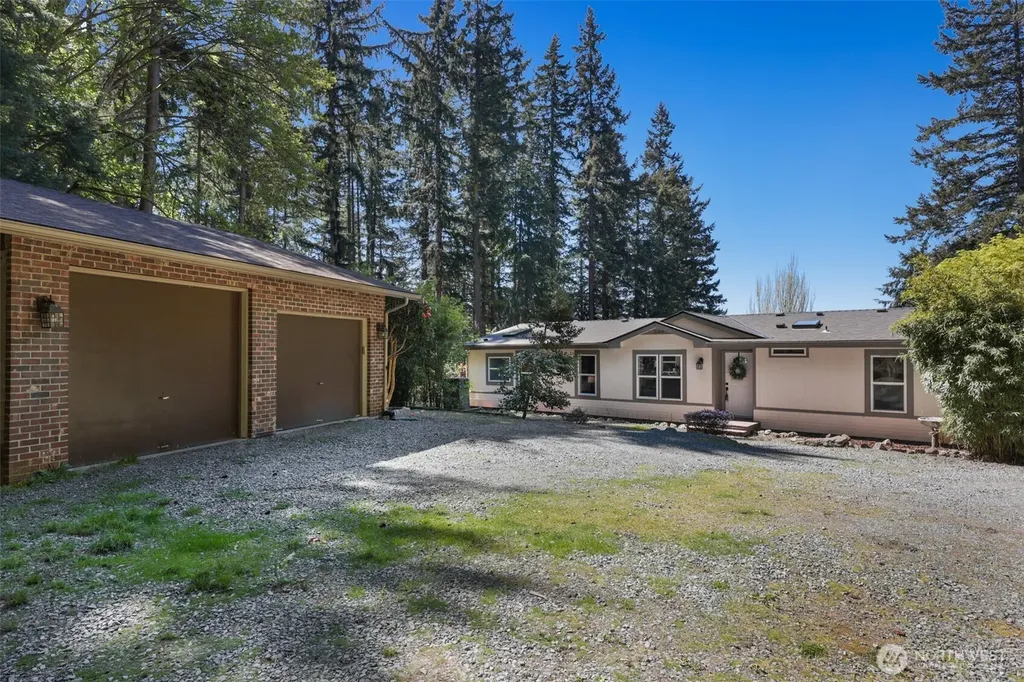 7777 Hellman Road Clinton WA 98236