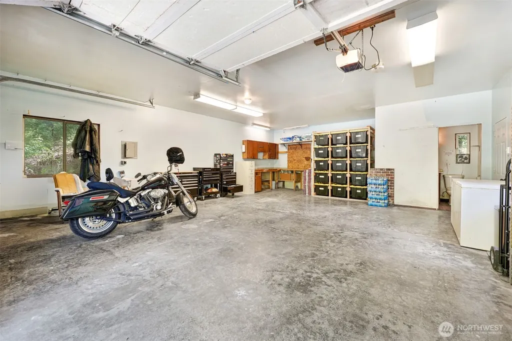 7777 Hellman Road Clinton WA 98236