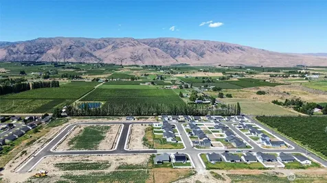 613 N Oak Street Tieton WA 98947