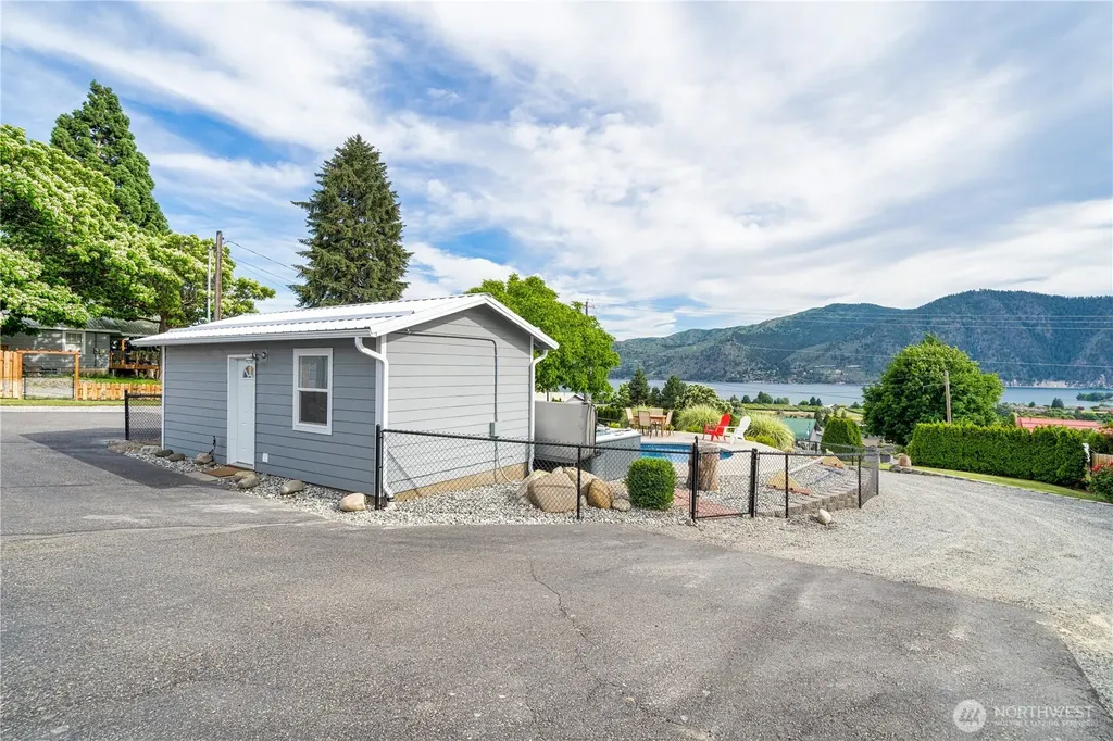 117 Wells Avenue Manson WA 98831