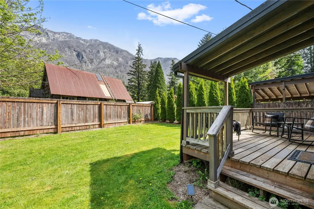 14616 681st Avenue NE Baring WA 98224