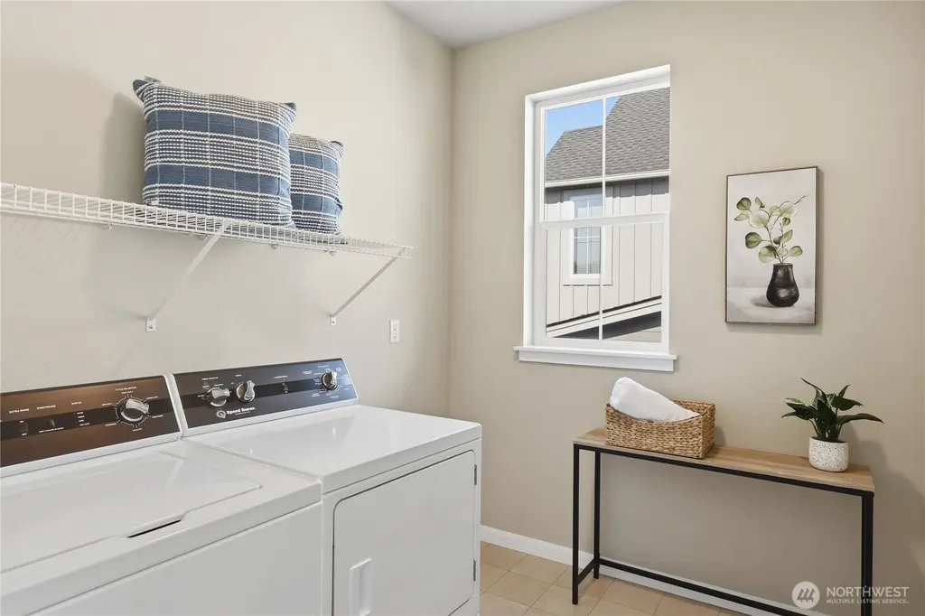 18856 Colwood Avenue NE Poulsbo WA 98370