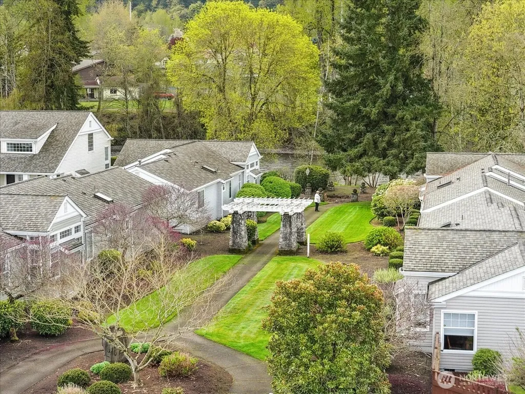 7402 143rd Avenue Ct E Sumner WA 98390