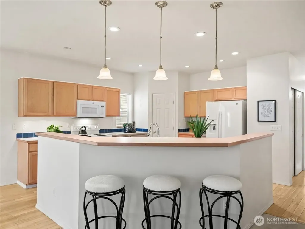 7402 143rd Avenue Ct E Sumner WA 98390