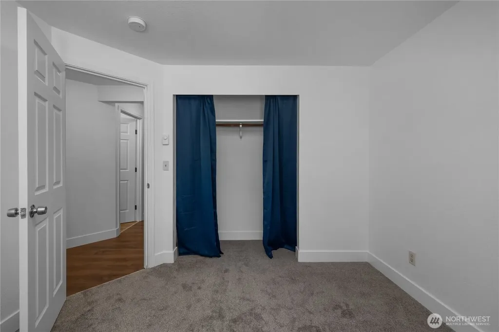 40 E Lambeth Way Shelton WA 98584