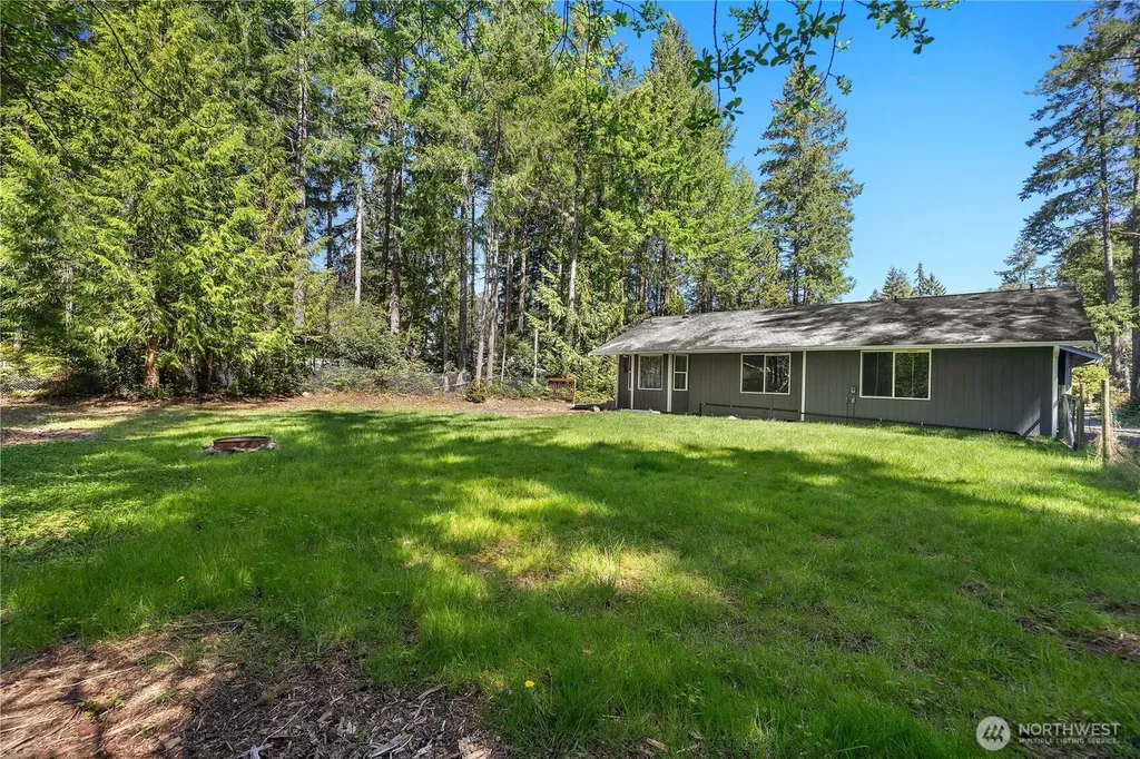 40 E Lambeth Way Shelton WA 98584
