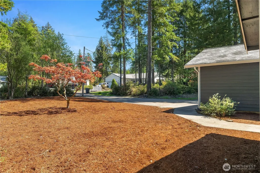 40 E Lambeth Way Shelton WA 98584